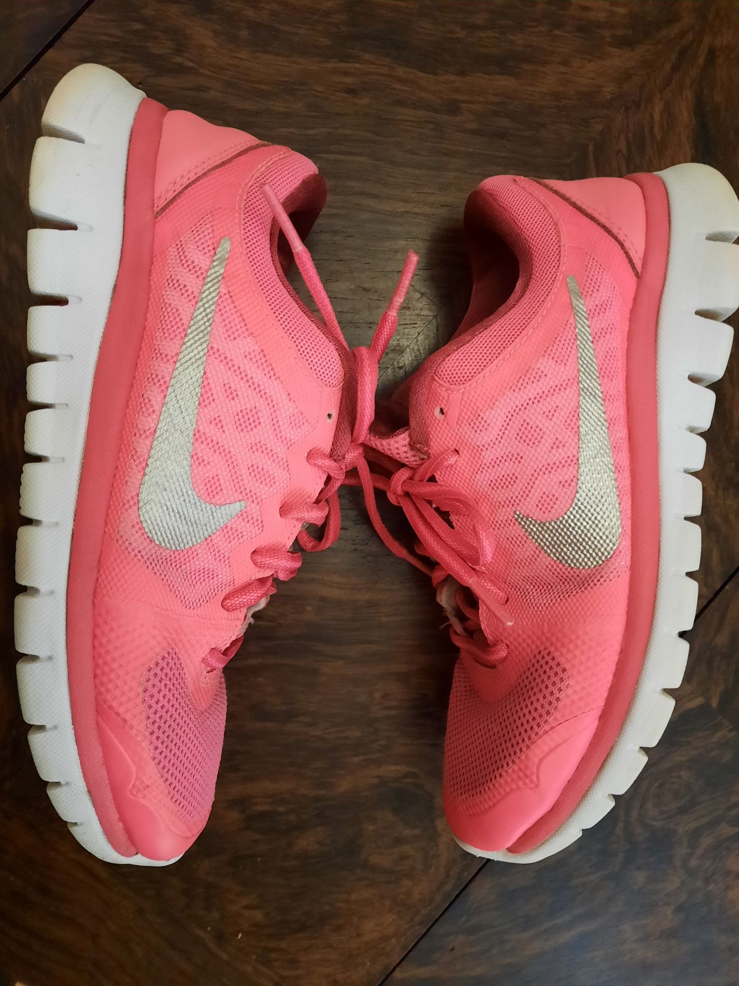 Buty sportowe Nike,rozm.36,5