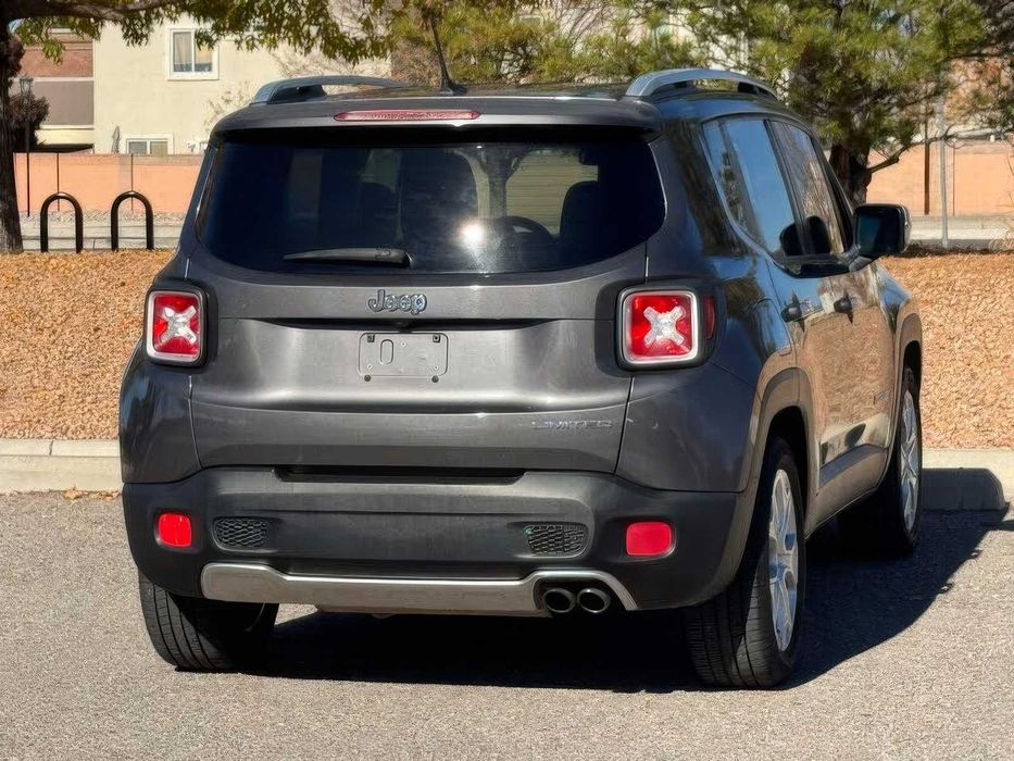 Jeep Renegade Limited      2016