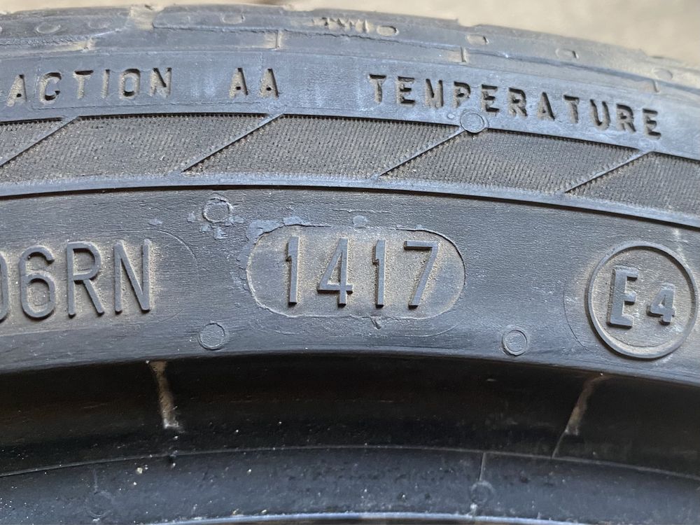 Літня резина шини (пара) 215/40R18 CONTINENTAL