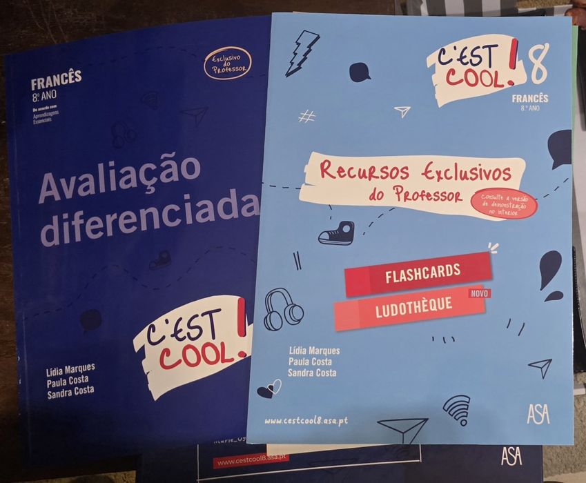 C'est Cool 8 - Francês  - Dossier de Professor + Caderno de Atividades