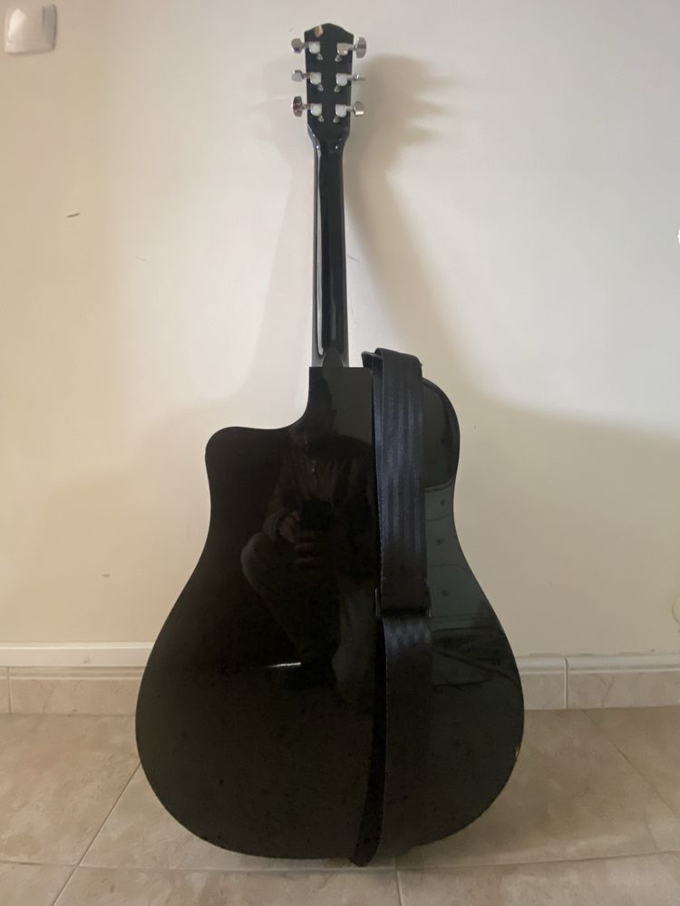 Guitarra acustica fender