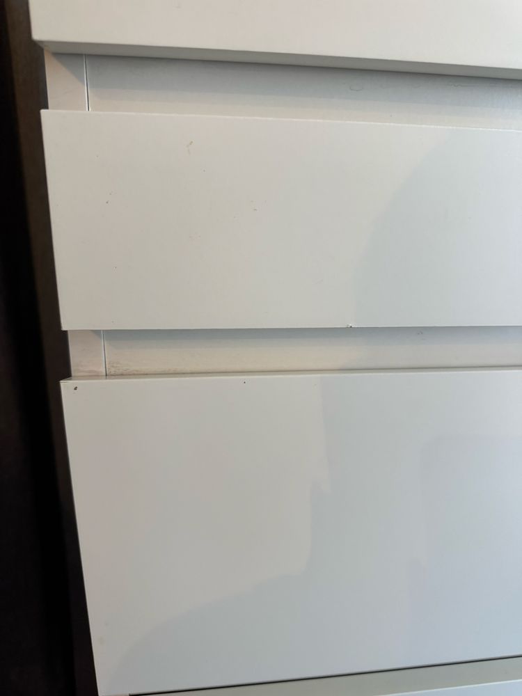 Szafka komoda ikea biala z lustrem
