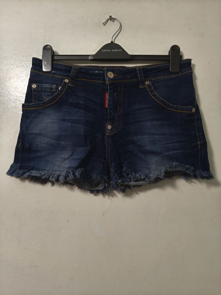 Джинсовые шорты Dsquared p 28