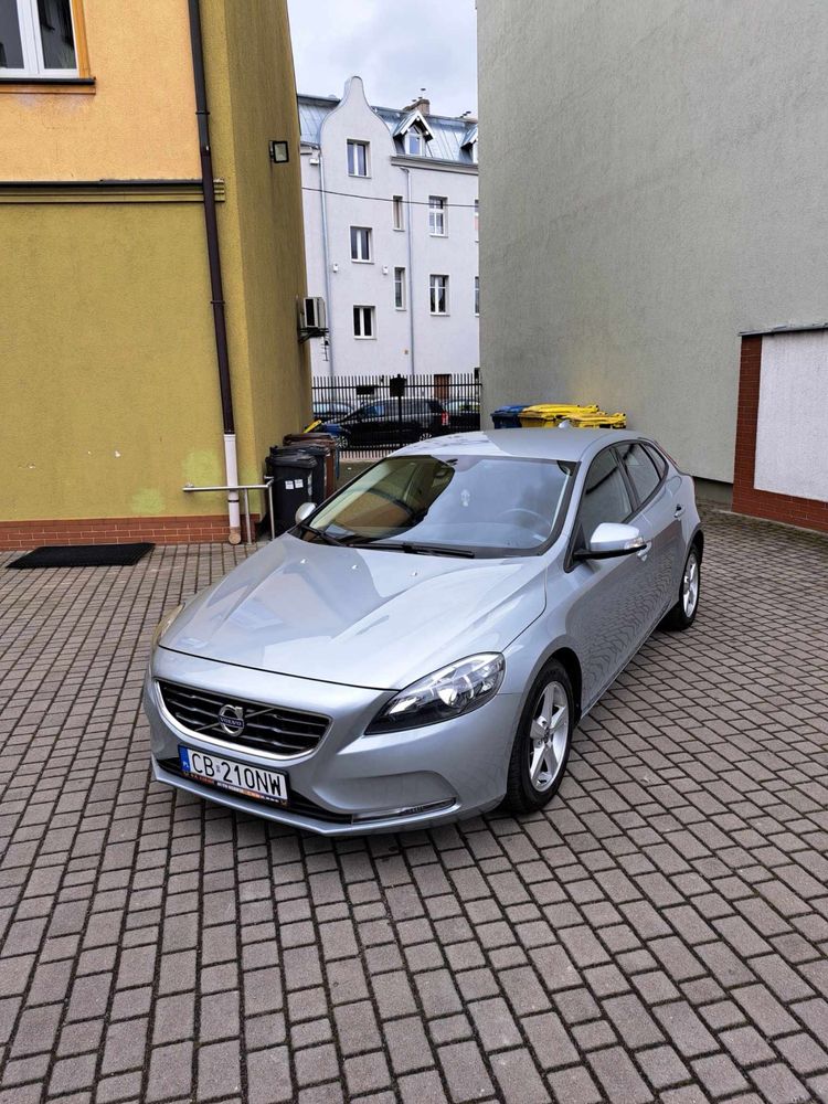 Samochód Volvo V40