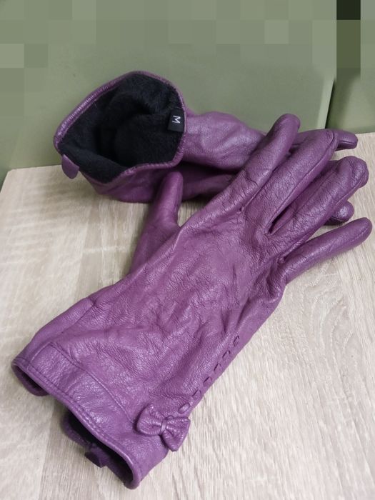 Шкіряні і замшеві рукавички