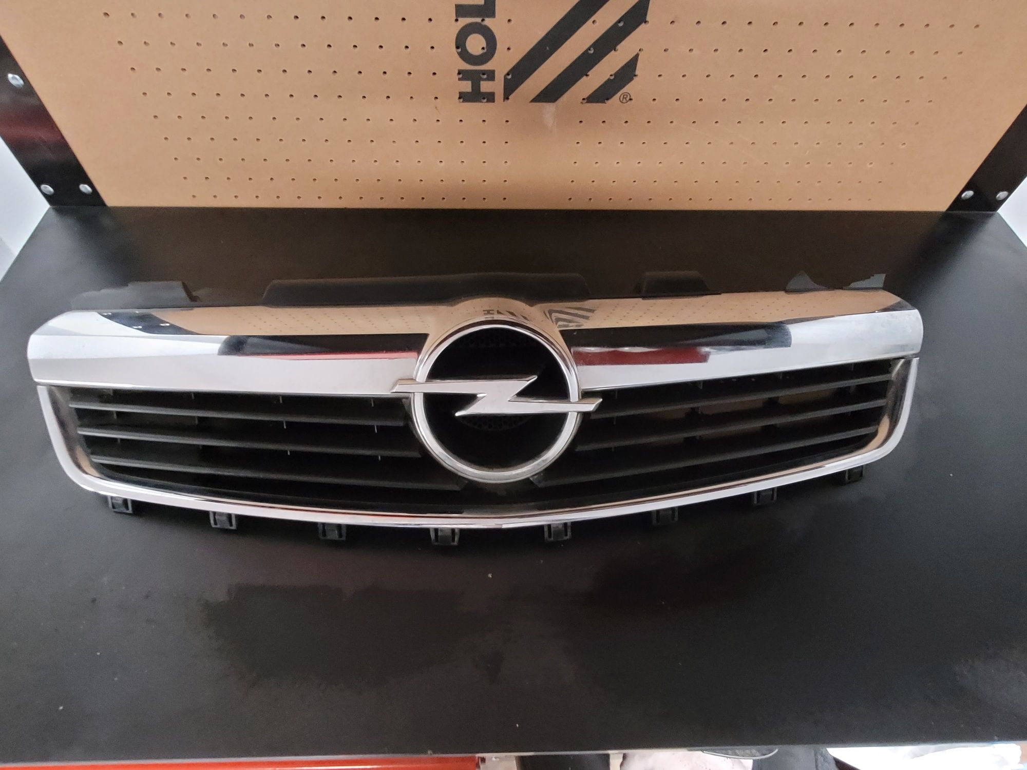 Grill Opel Zafira B