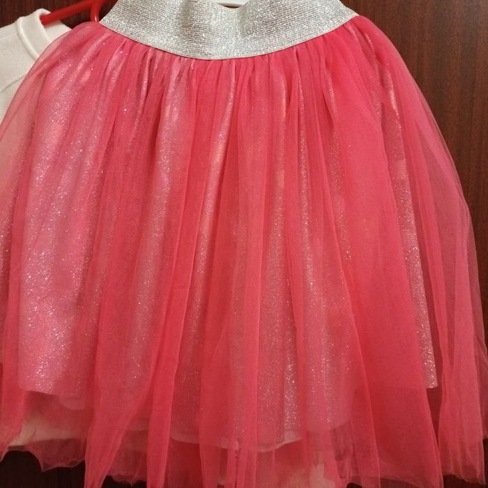 Продам нарядный костюм в хорошем состоянии