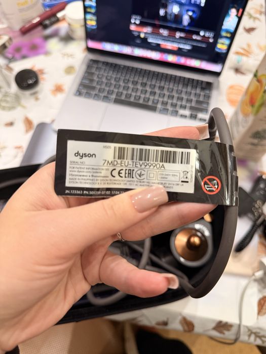 Dyson оригінал, практично не користувалась