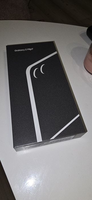 Samsung z flip 7 nowy