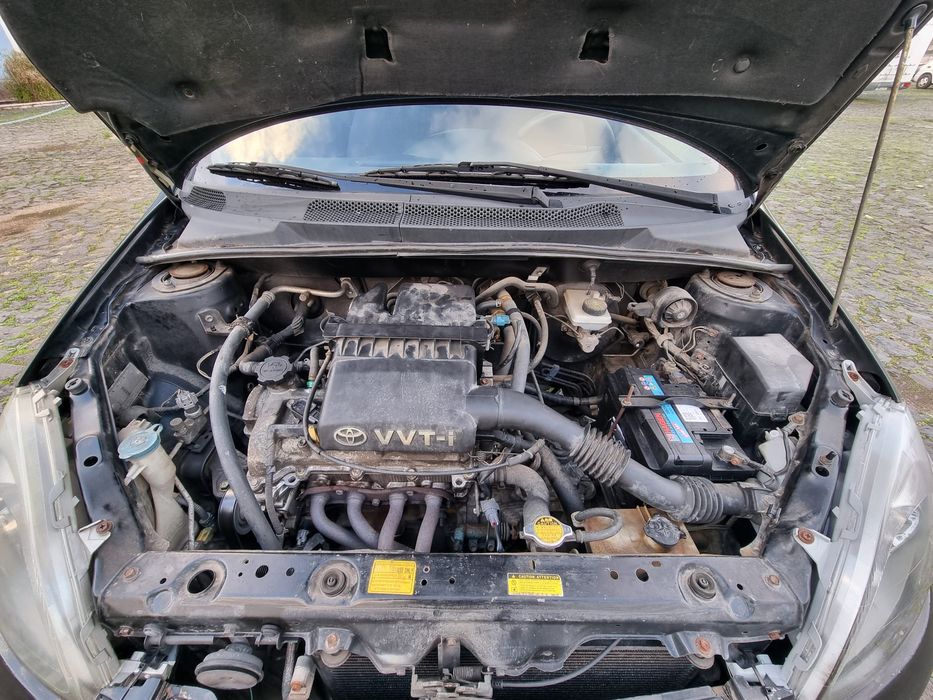 Yaris gasolina só 168 mil km