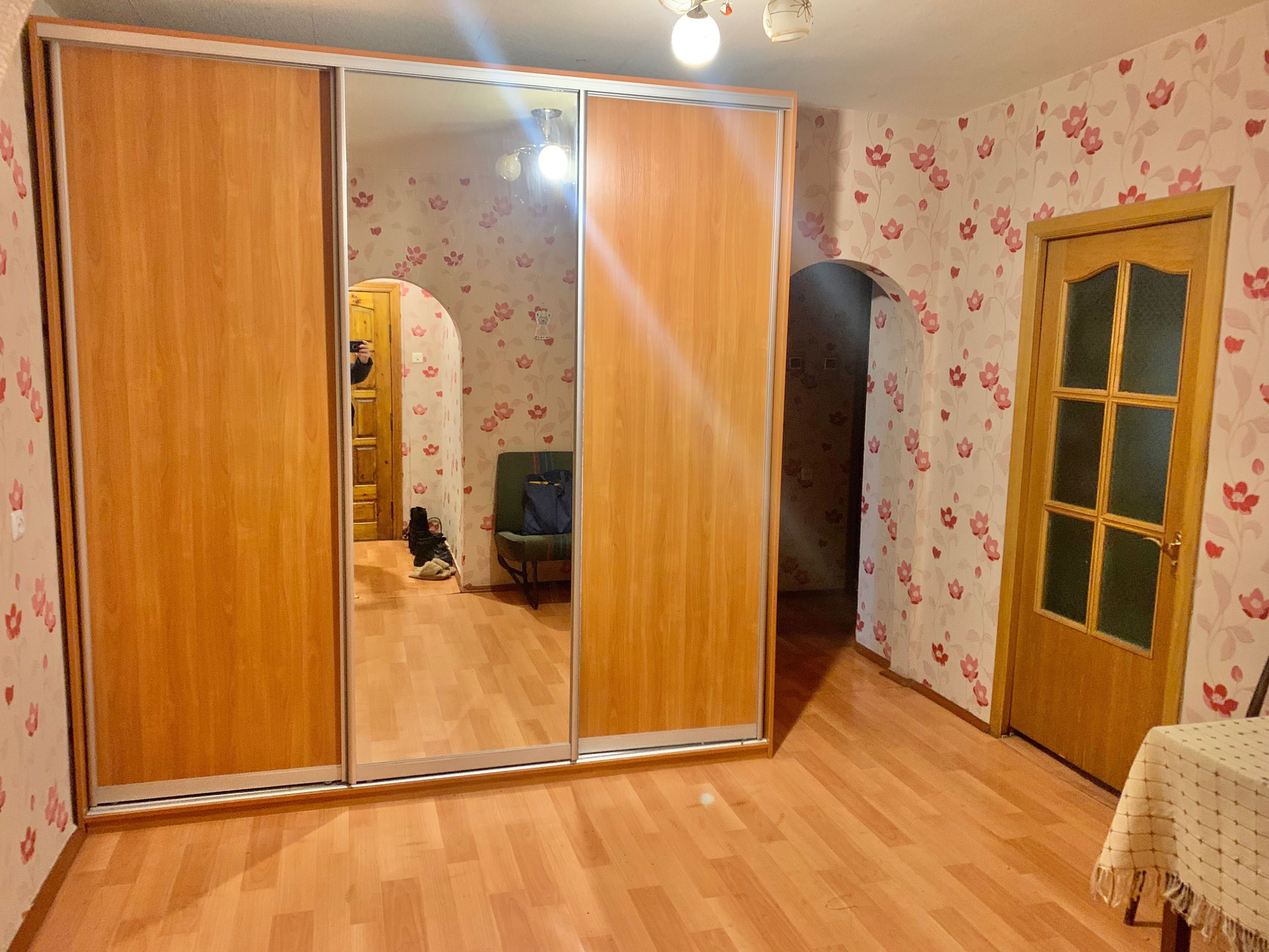 3х кімнатна роздільна вул Ревуцького  13