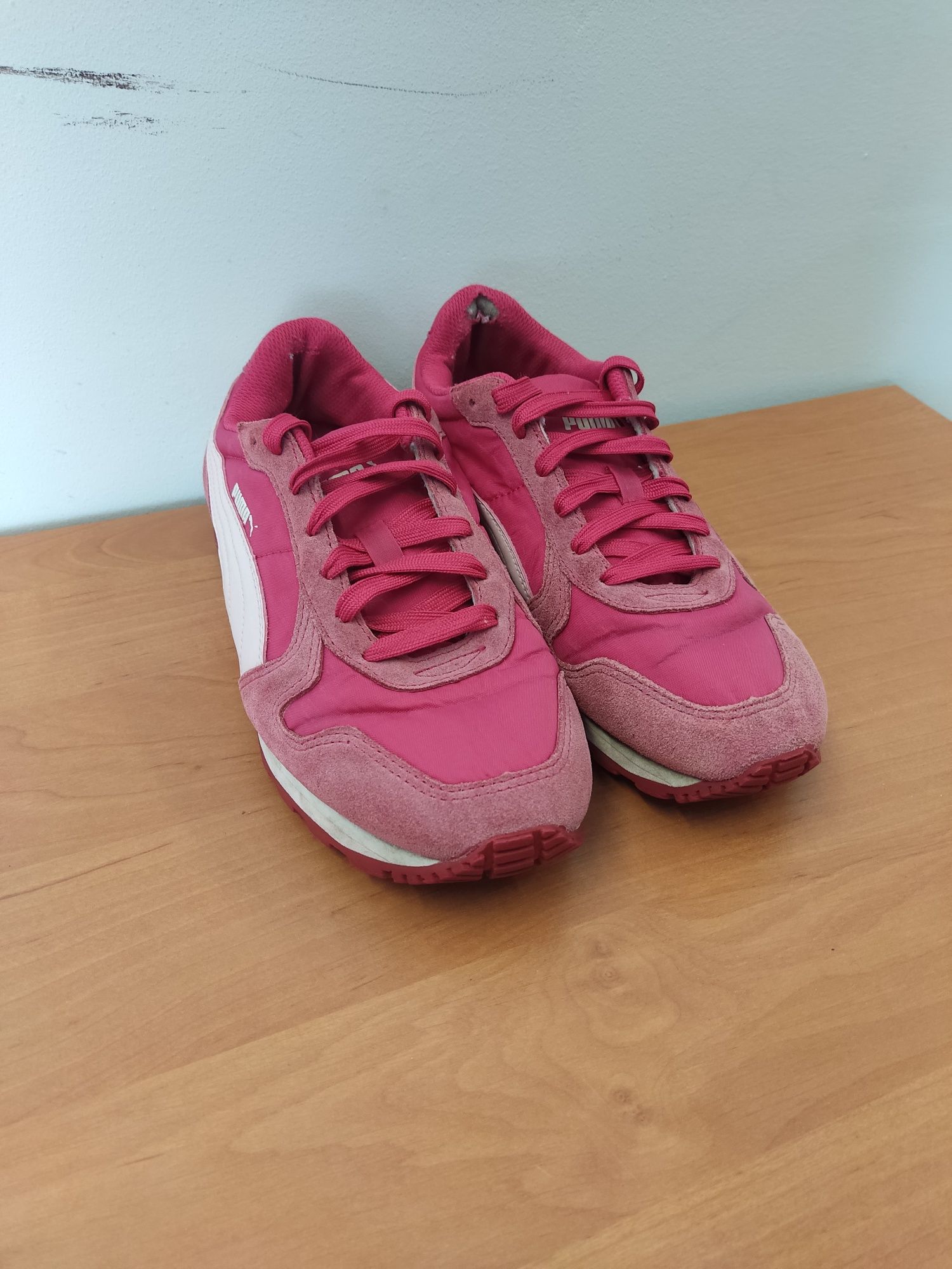 Buty Puma damskie rozmiar 38,5 st runner różowe sportowe