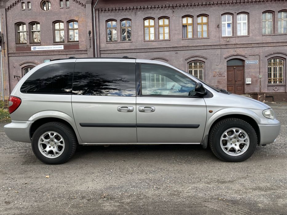 Chrysler Voyager 2.8crd Automat 2006 7osób