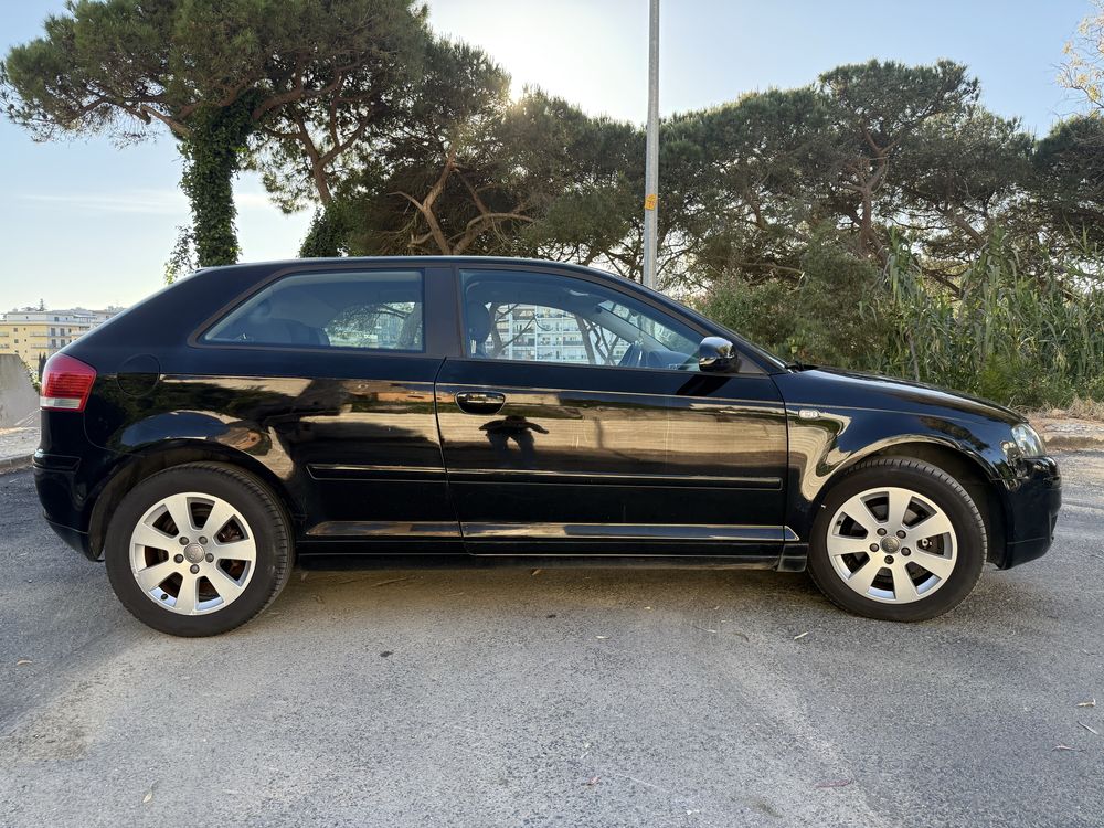 AUDI A3 | 1.6 FSI | 2005 | GASOLINA