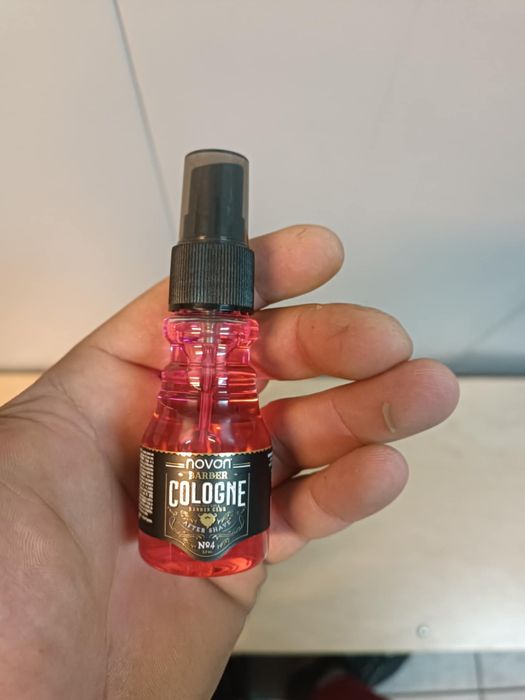Sprzedam  6 sztuk ! Novon Professional Barber Cologne Spray