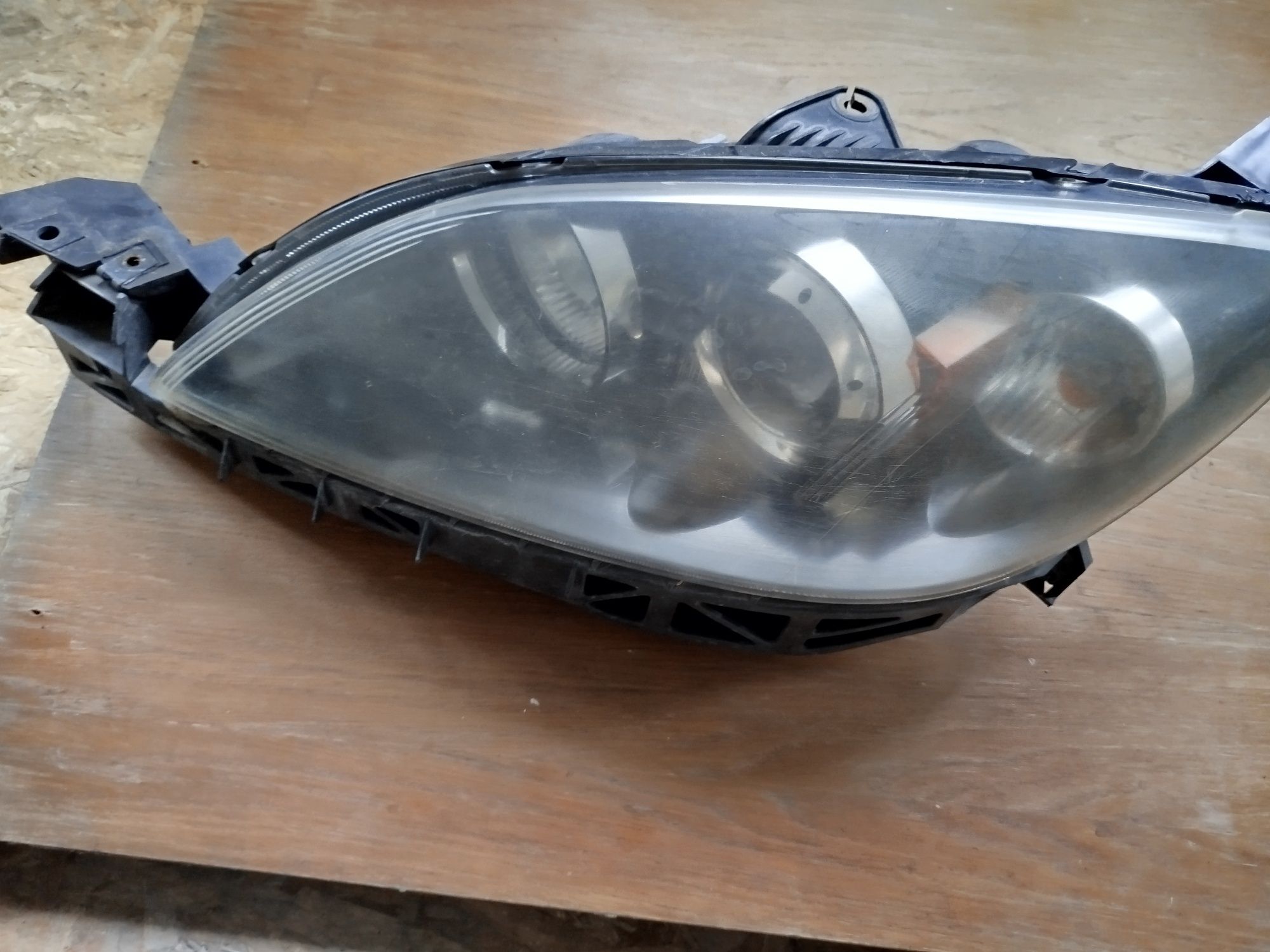 Sprzedam lampy tył LED do Mazda 3 sport