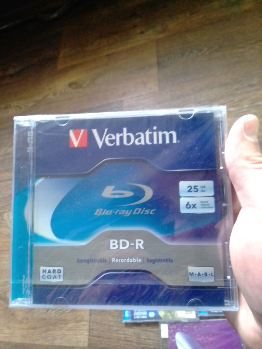 Чистые диски blu ray, dvd+r lightscribe, cd-r, cd-rw