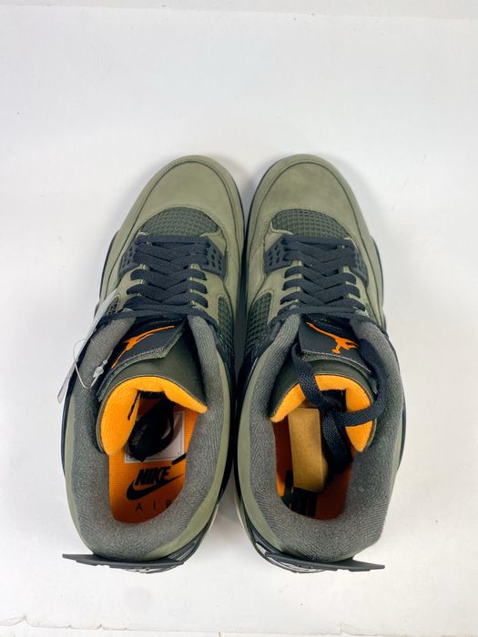 Jordan 4 Retro OG Undefeated (2025) - 44.5 ao 47.5