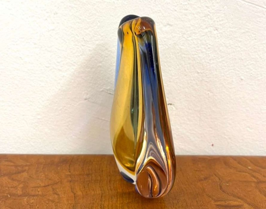 Wazony Hana Machovska  w kolorach żółty, niebieski, różowy