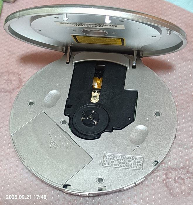 CD-плеєр Samsung YEPP MCD-HM200