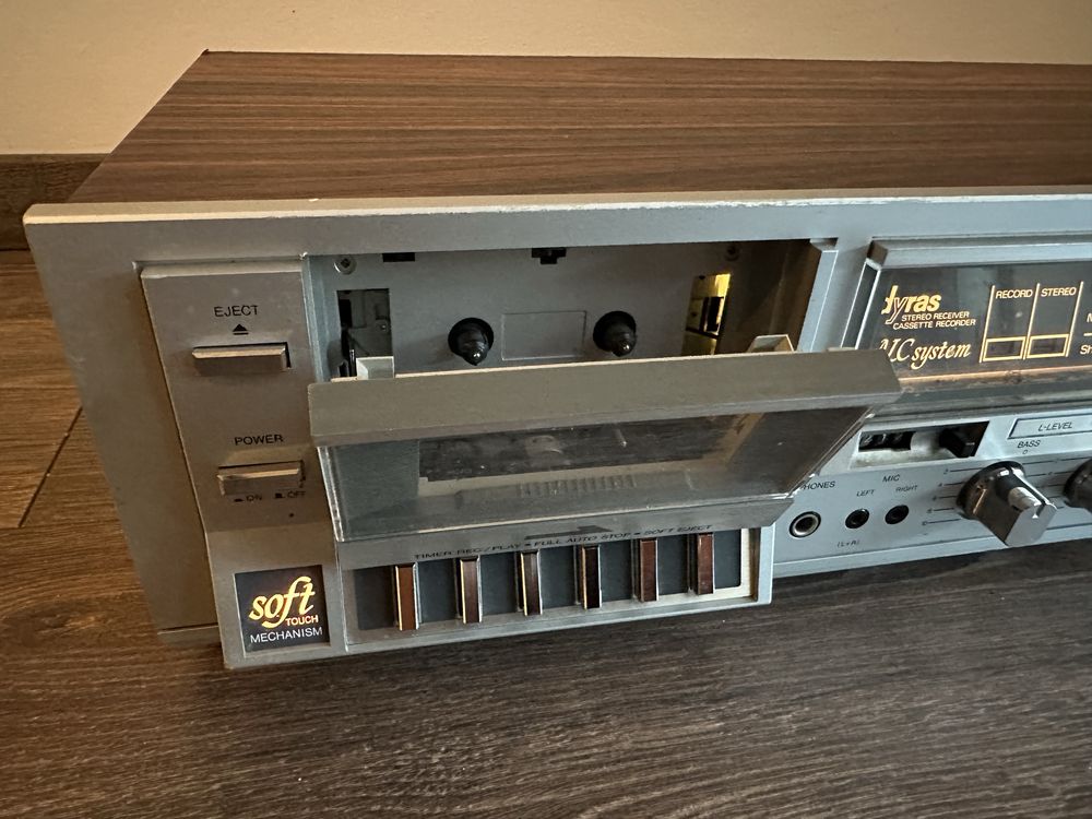 Amplituner Dyras STR-S777