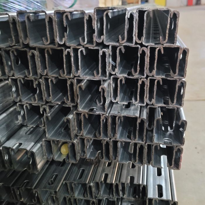 Кріплення для сонячних панелей