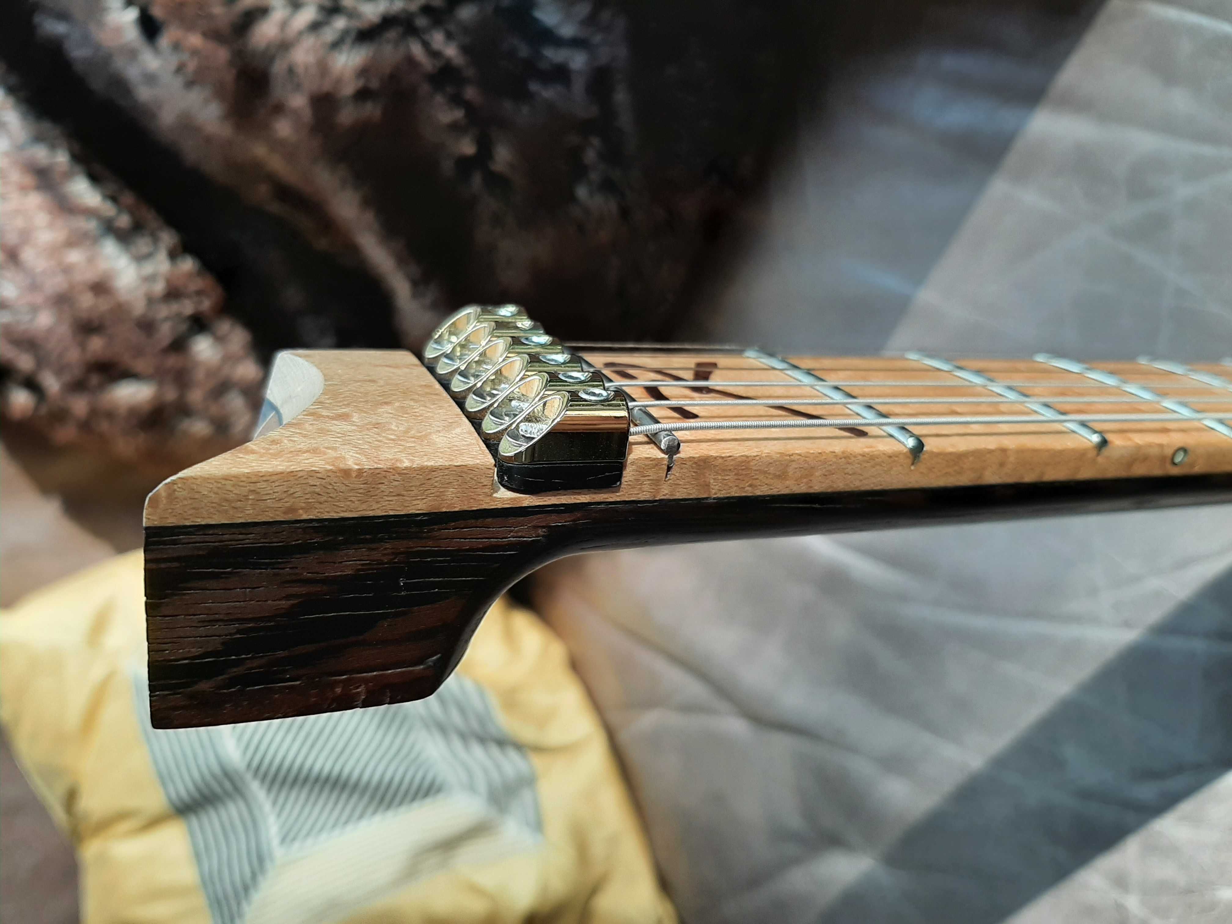 Gitara Headless Butikowa Druzkowski  Oktane 6