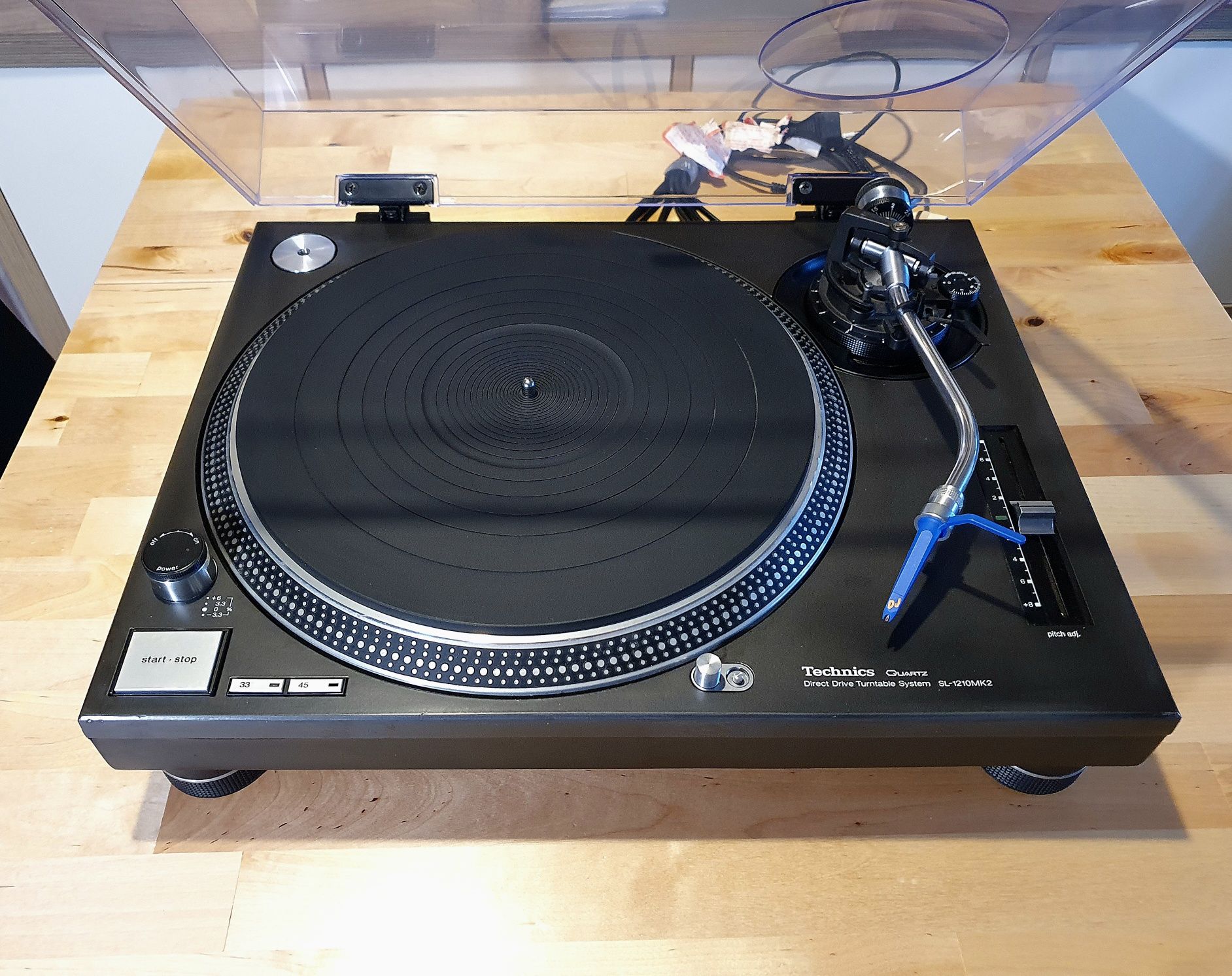 Technics SL 1210 MK2 - Giradiscos lendário