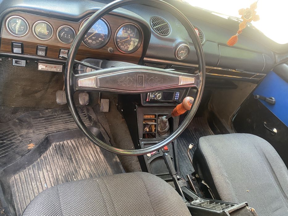 Машина Жигуль на ходу! Читайте Опис.