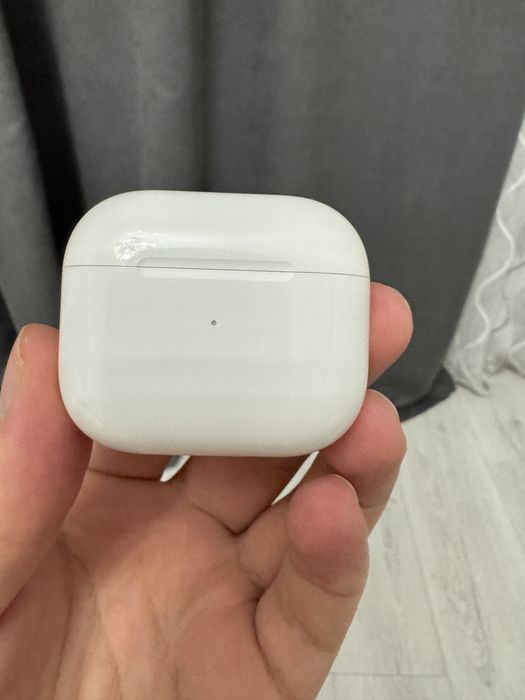 Продам навушники Apple AirPods 3rd Generation (MME73, MME73AM/A)