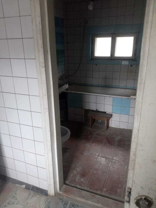 Продаж житлового будинку з господарськими приміщеннями .с Ланівці