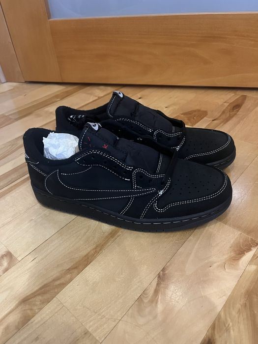 Travisy black phantom size 43