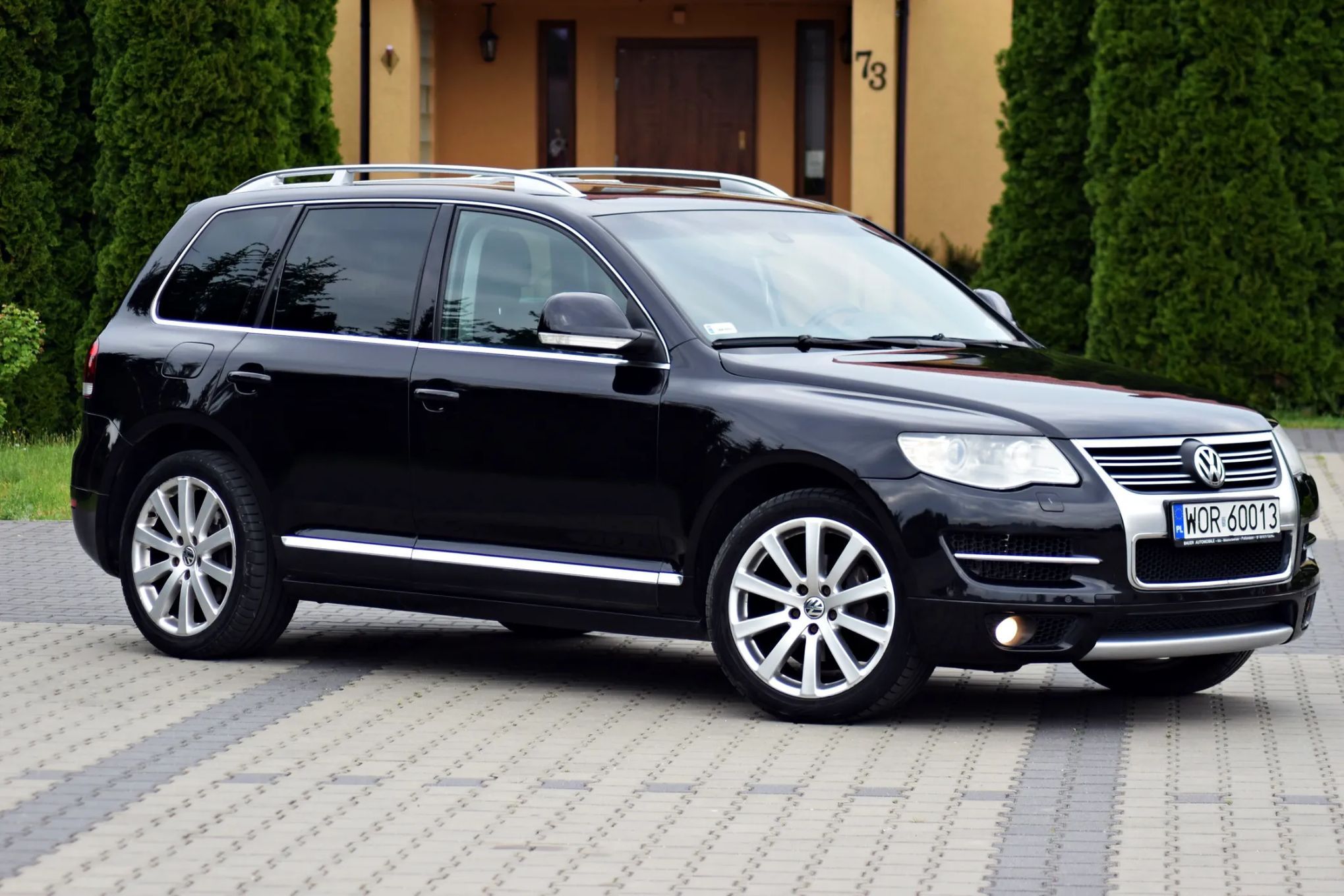 Volkswagen Touareg *R-Line* *Pierwszy właścicielka* *Hak* *Nawigacja*