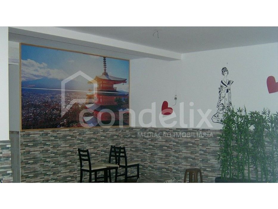 Estabelecimento comercial para venda na Maia