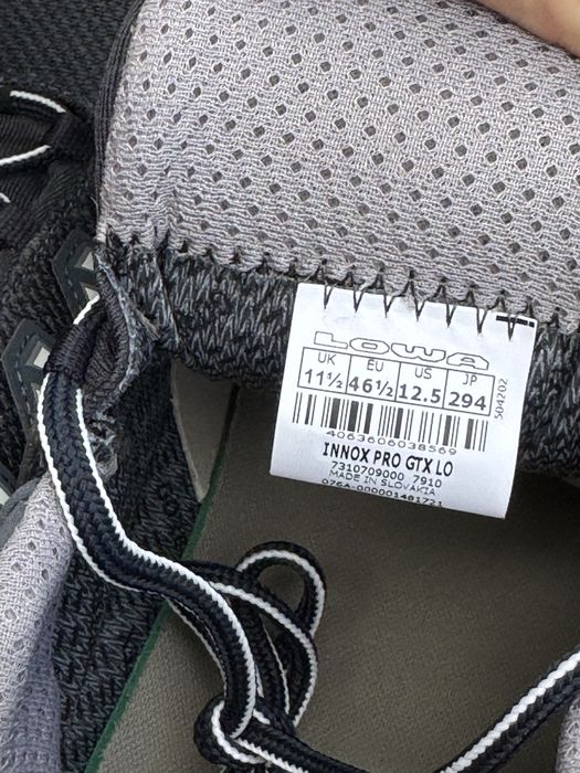 Lowa трекінгові нові