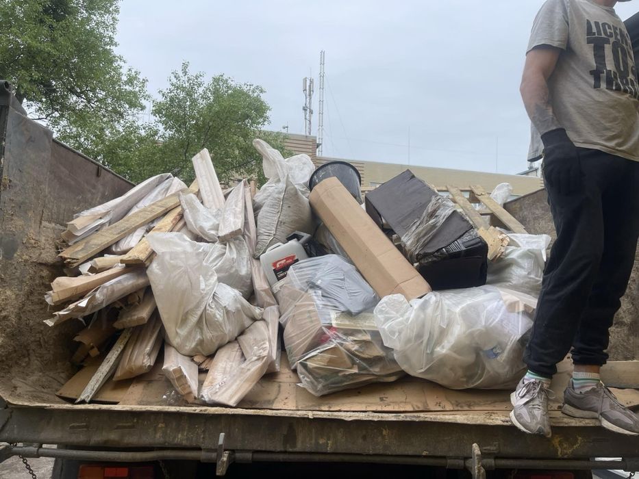Вивіз сміття . Вывоз строительного мусора.  КамАЗ, ЗиЛ