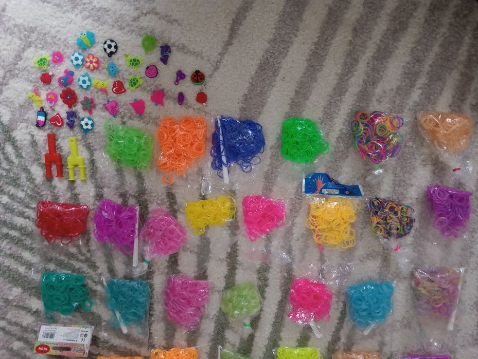 Gumki loom bands 34 opakowania + akcesoria do bransoletek