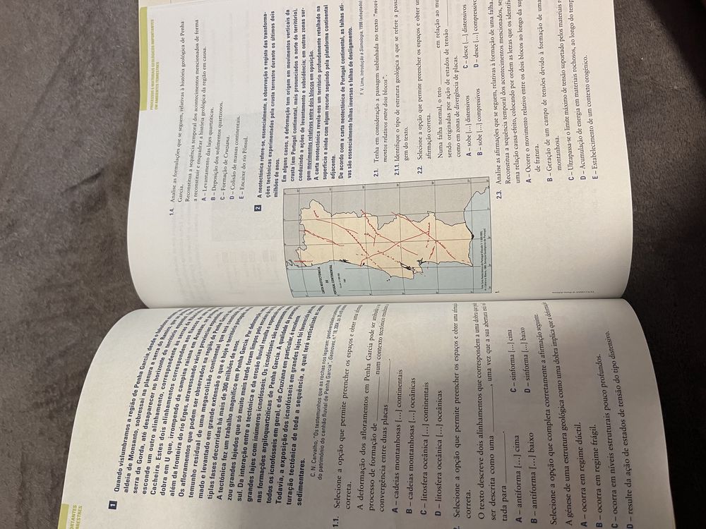 Manual de auto-avaliação de biologia e geologia 11.º