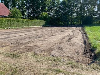 Usługi koparko-ładowarką