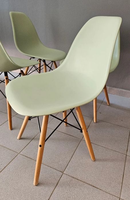 4 cadeiras sklum (valor não negociável)