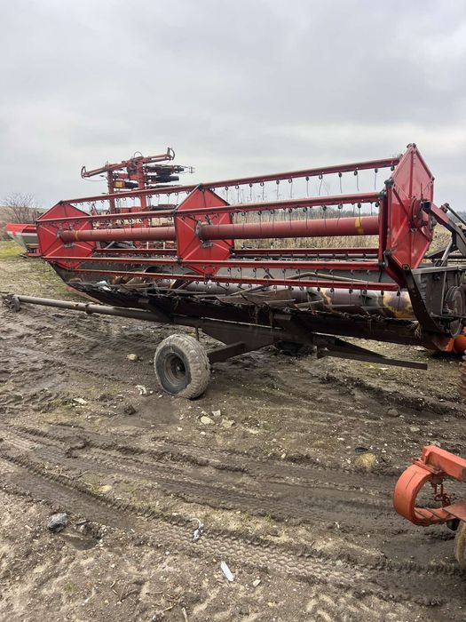 Комбайн зернозбиральний Dronningborg 7500