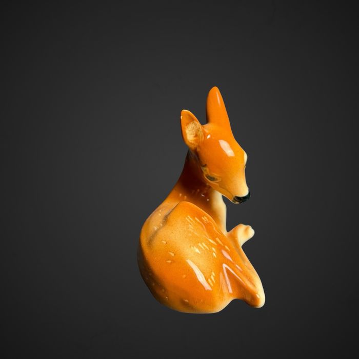 Figurka porcelanowa sarna sarenka Chodzież B51/101231