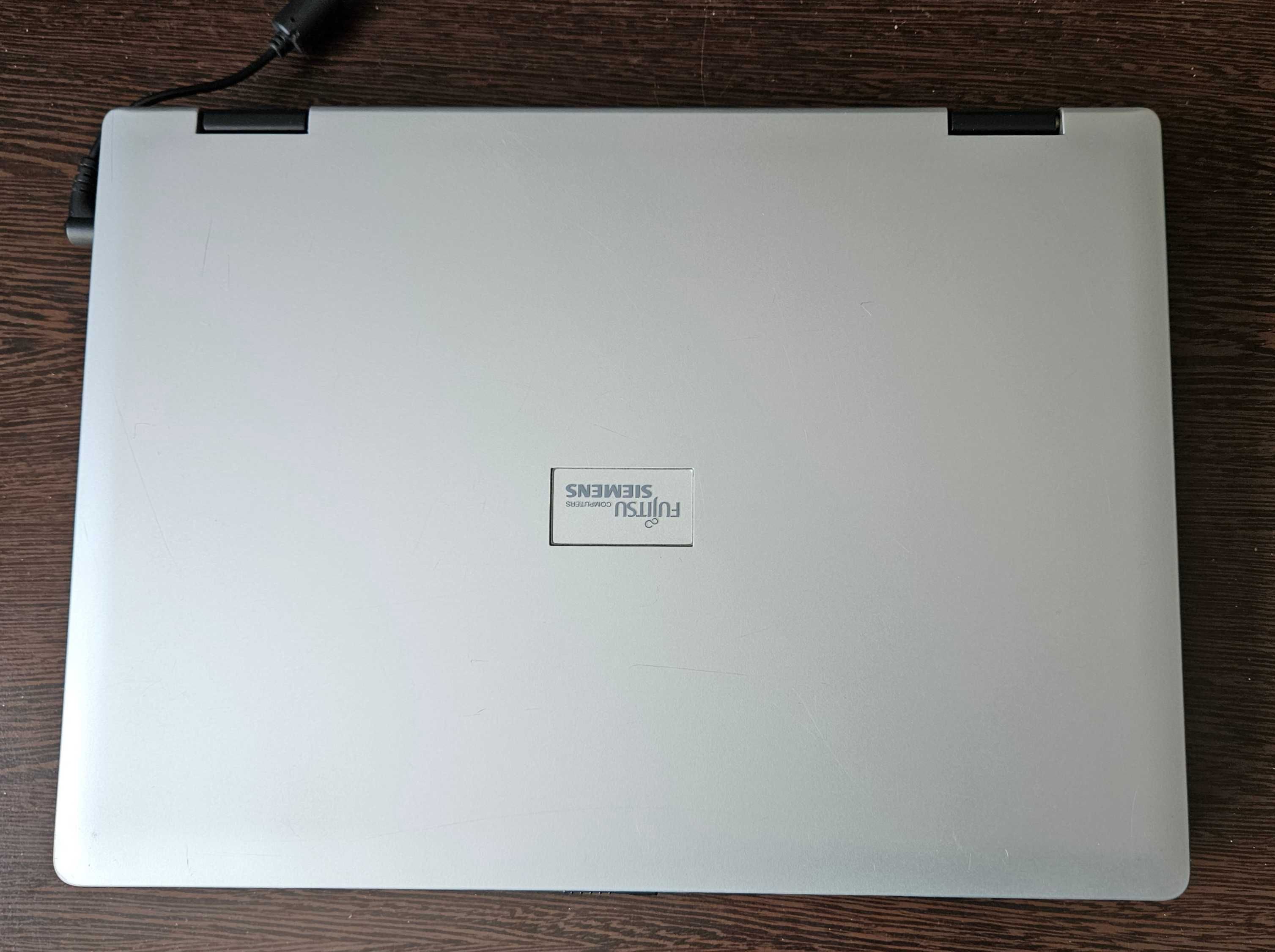 Laptop Notebook Fujitsu Siemens Amilo Li 1718