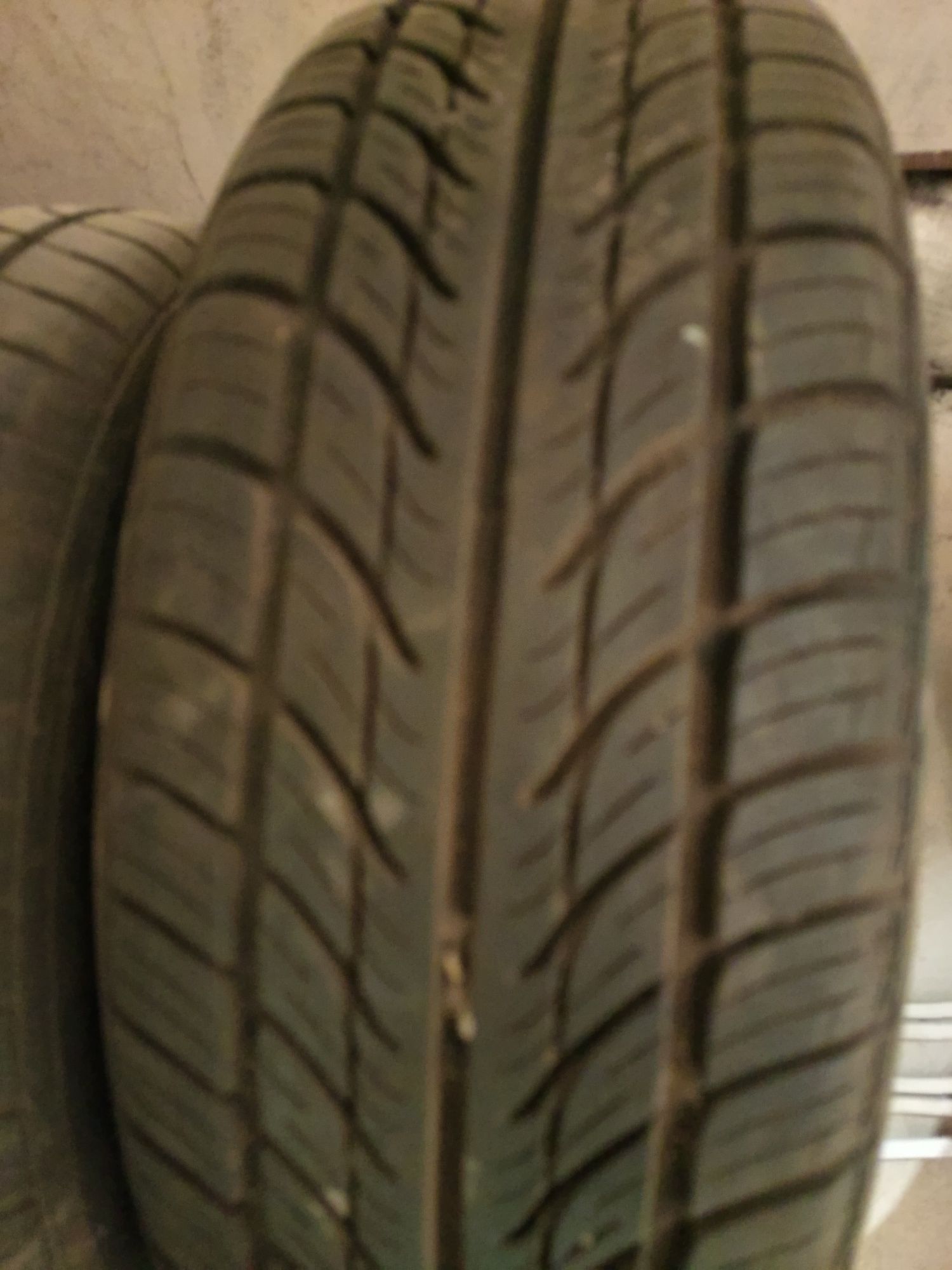 Opony 185/60R14, 185/65R15, 215/55R16