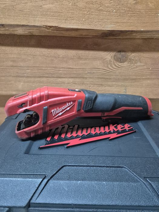 Milwaukee Obcinak do Rur Zestaw