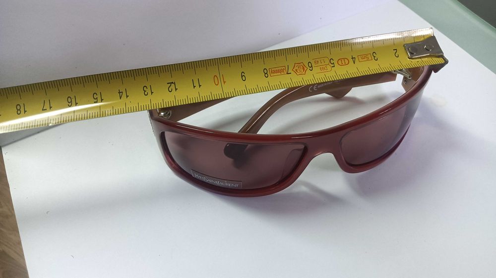 Óculos de sol Yves Saint Laurent