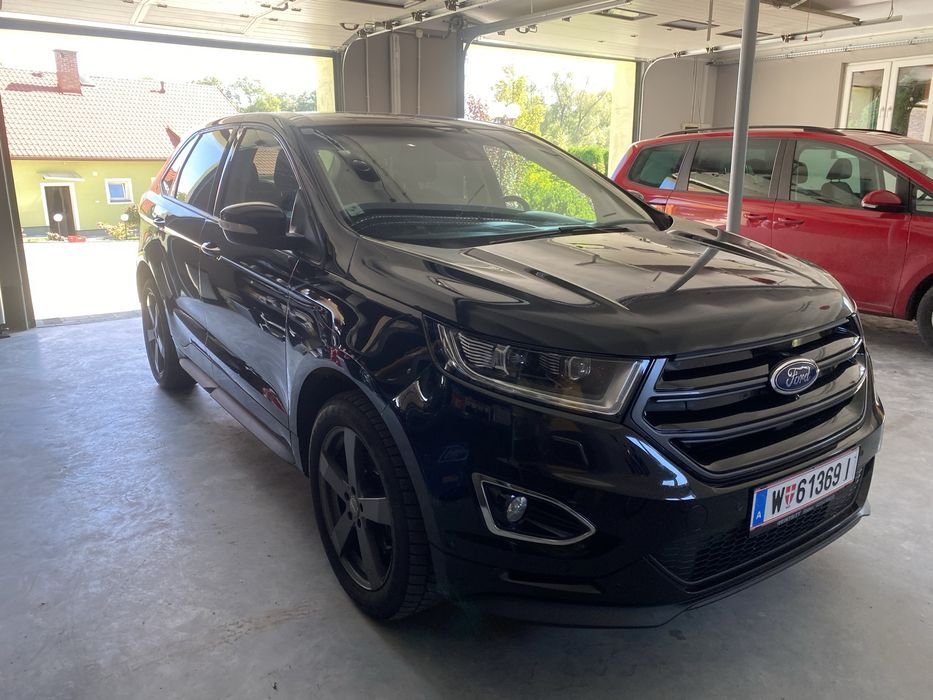 Ford edge , kuga