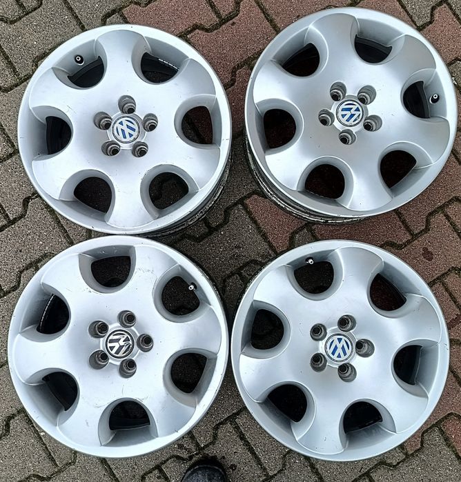Oryginalne felgi Volkswagen 16" 5x100 ET 42