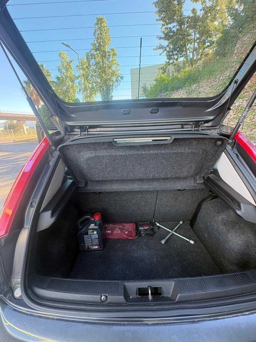 VENDO FIAT PUNTO 1300 Multijet