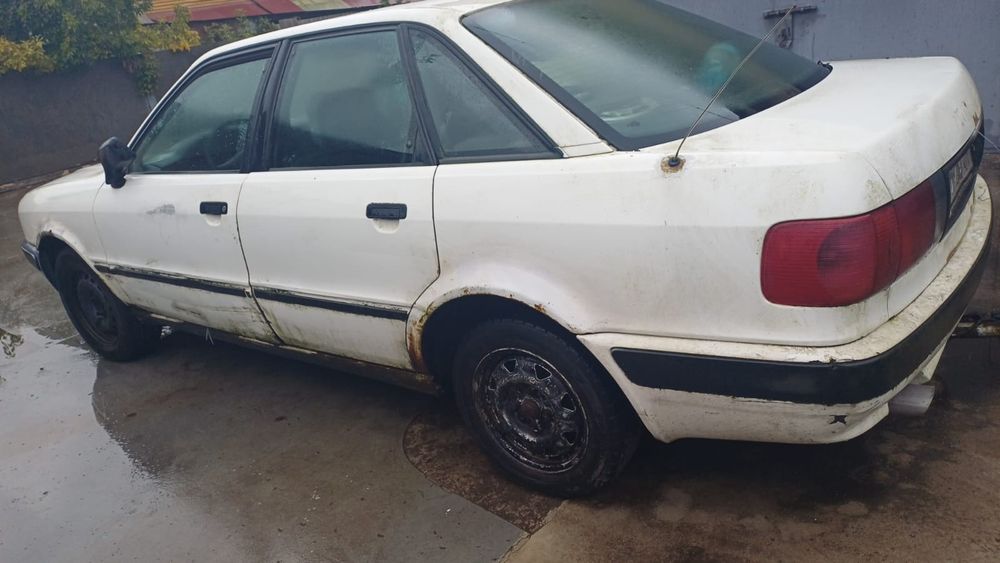 Ауді 80 В4 1992року
